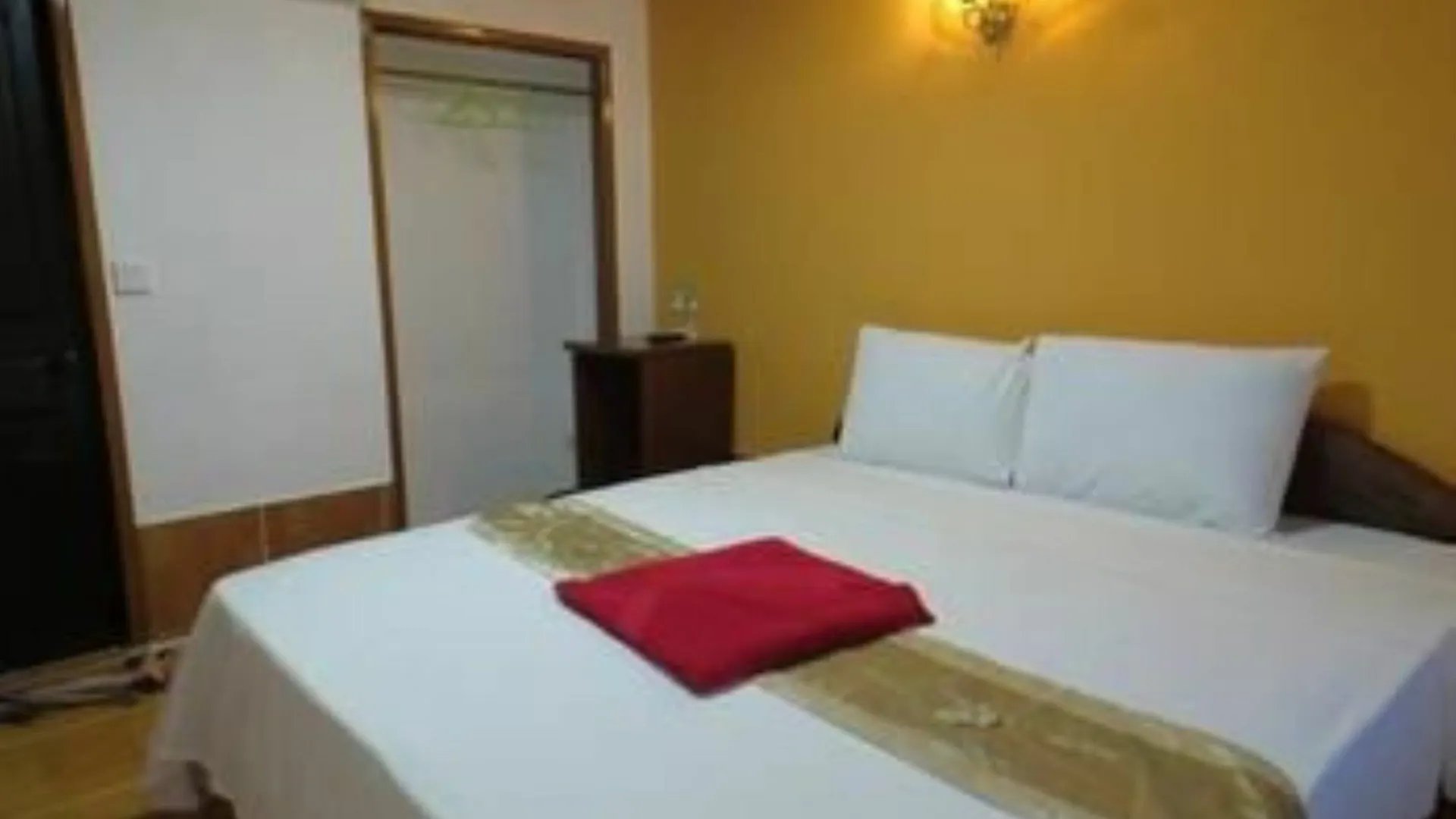 ** Hotel Two Easy Bungalow Preăh Sihanŭk Kambodża