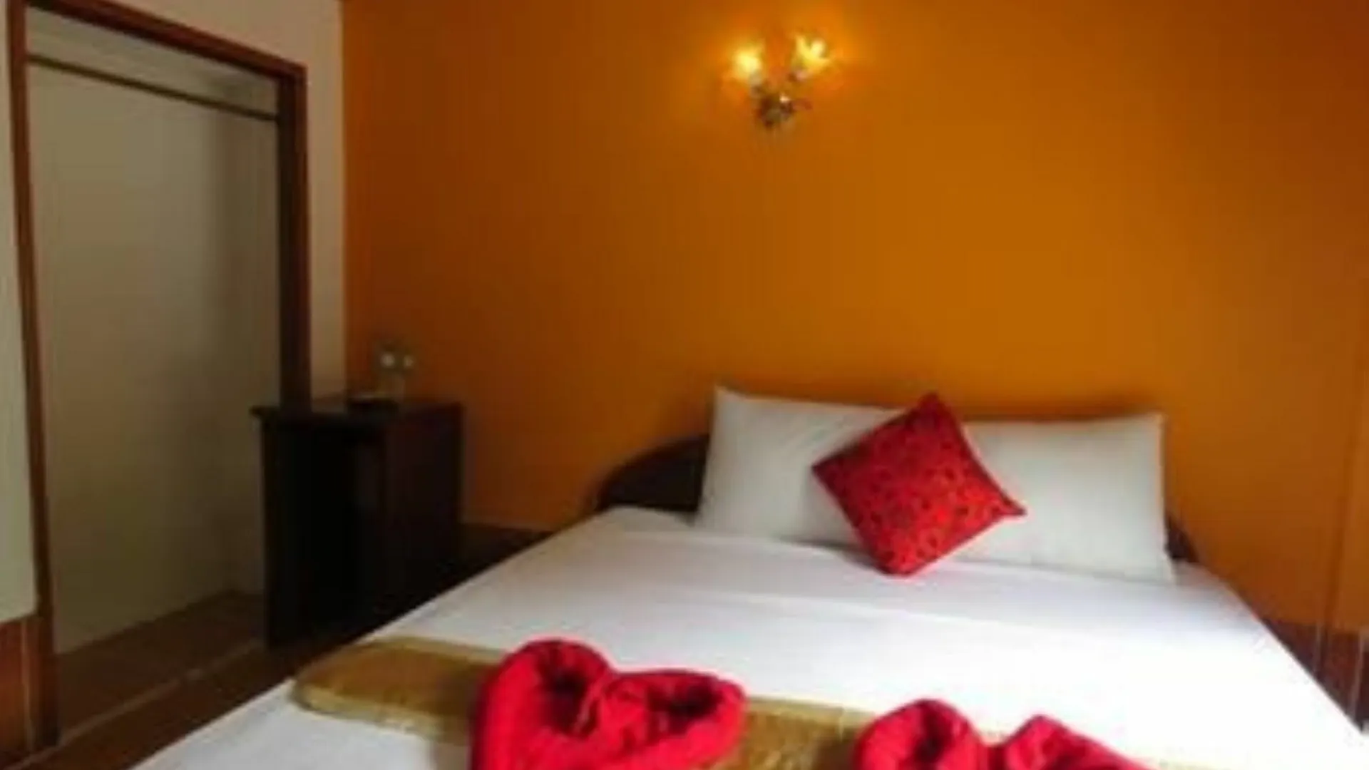 Hotel Two Easy Bungalow Sihanoukville